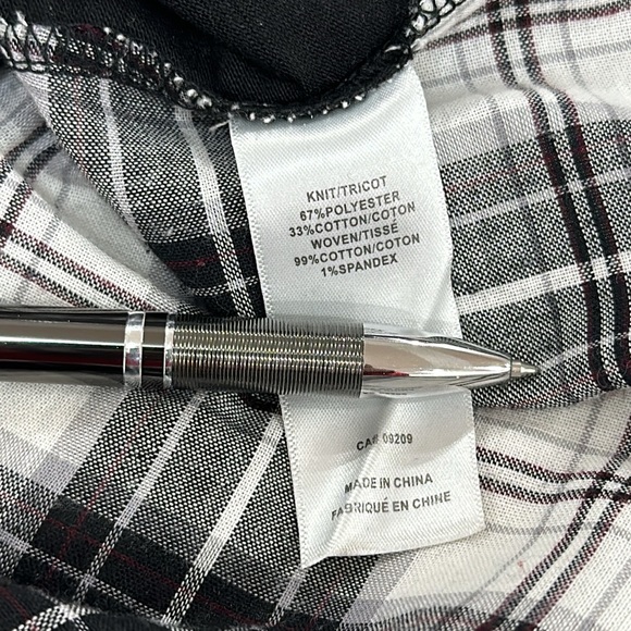 Top L Petite - Picture 5 of 5